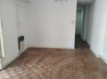 Departamento de 2 ambientes, Quilmes · Departamento Dos Ambientes, Bernal Centro.