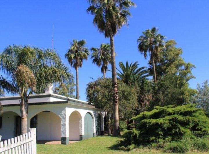 Campo · 1000m² · 10 Ambientes · 10 Cocheras