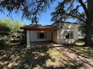 HOG-HOG-1305_2 · Alquiler - Casa San Antonio de Areco 3 Amb con Jardin