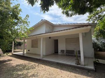 Casa de 4 ambientes, Brandsen · Casa de 120 m², La Dolly, Coronel Brandsen.