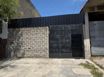PH de 2 ambientes, Avellaneda · Departamento Tipo Casa en Alquiler, a 1 Cuadra y Media de Avda Santa Fe. Cochera Opcional.