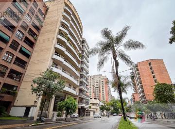 Departamento · 230m² · 6 Ambientes · Departamento en Barrio Norte