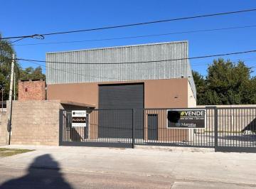 Bodega-Galpón de 4 ambientes, La Plata · Galpón con 310 m² Construidos. Playa de Maniobras. Venta o Alquiler en Lisandro Olmos