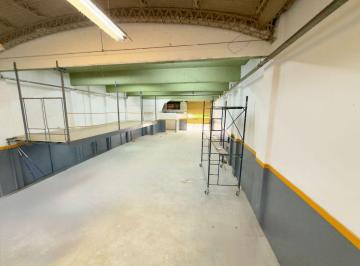 Bodega-Galpón , Tres de Febrero · Galpón de 350 m² en Alquiler en Pablo Podestá