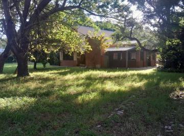 Casa de 3 ambientes, Ciudad de Santa Fe · Casa Quinta en Venta con Gran Terreno!
