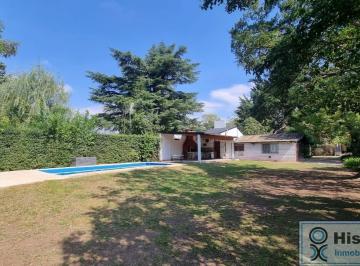 Casa · 82m² · 5 Ambientes · Retasada! Casa en Venta, en del Viso, Barrio Los Jazmines, Pilar.