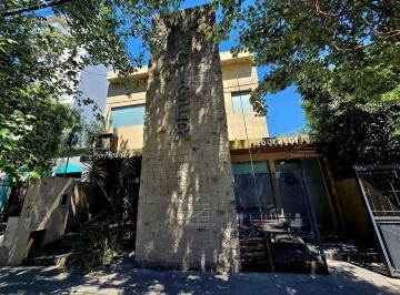 Oficina comercial · 203m² · Oficina en Venta en Morón, G. B. a. Zona Oeste, Argentina