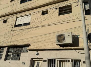 Departamento de 2 ambientes, Avellaneda · Departamento de Dos Ambientes en Primer Piso con Bajas Expensas