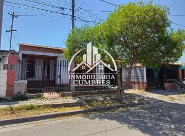 Casa · 150m² · 4 Ambientes · 3 Cocheras · Venta Casa Barrio El Tribuno