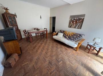 Departamento · 75m² · 3 Ambientes · Departamento en Plaza Mitre