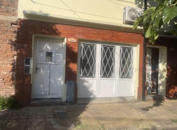 OMP-OMP-5051_2 · Venta de PH 3 Ambientes con Patio, en Caseros.