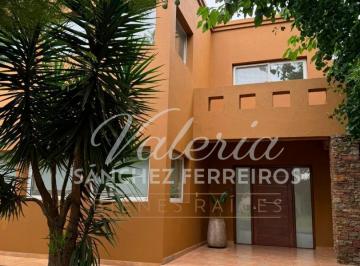 Casa · 180m² · 4 Ambientes · 1 Cochera · Casa de 4 Ambientes a La Venta en Altos de Hudson II