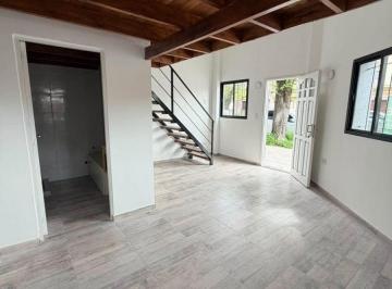 PH de 1 ambiente, · Venta PH Tipo Loft a La Calle Zona Don Bosco
