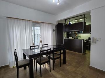 PH · 90m² · 3 Ambientes · 1 Cochera · Casa PH Dos Dorm. Cochera Ituzaingo Norte