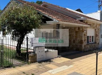 Casa · 115m² · 3 Ambientes · Venta Casa Centro Coronel Vidal