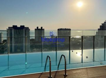 Foto1 · Destacable Apartamento en Venta en Playa Brava en Torre de Categoría a Solo Dos Cuadras del Mar.