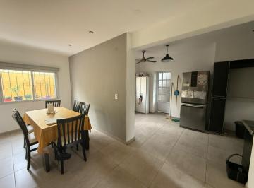 Casa · 124m² · 4 Ambientes · 1 Cochera · Casa en Venta 2 Dorm. Escritorio | La Florida