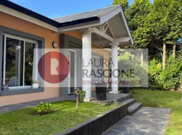 Casa · 200m² · 5 Ambientes · 1 Cochera · Casa Zona B5