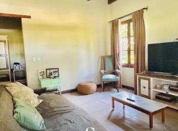 Casa · 141m² · 4 Ambientes · 2 Cocheras · Venta Casa 4 Ambientes en Barrio Semi Cerrado Las Lomadas, Los Cardales