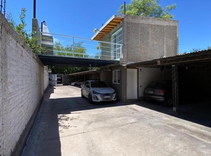 Terreno · 215m²