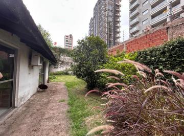 PH de 3 ambientes, Quilmes · Venta PH 3 Ambientes Al Frente Quilmes Centro