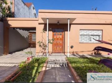 Casa de 3 ambientes, Morón · Casa en Venta de 2 Dorm. C/ Cochera en El Palomar