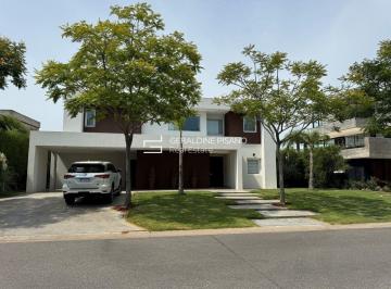 Casa · 450m² · 11 Ambientes · 2 Cocheras · Casa en Venta 4 Dorm. Barrio El Golf Nordelta