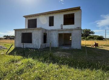 Terreno · 300m² · Playa Chapadmalal, Terreno con Construccion Para Terminar, a 2 Cuadras de Cruz del Sur