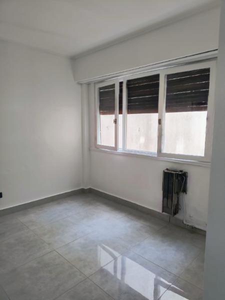 Departamento 1 amb, 26m² contrafrente — Centro