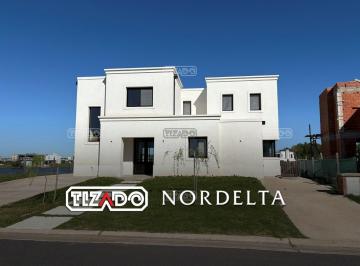 Casa · 230m² · 5 Ambientes · 1 Cochera · Casa en Venta en Santa Ana, Villanueva, Tigre