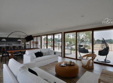 Foto Principal · Casa Polo # - Costa Esmeralda - Ecuestre - 231 m² #id 9948