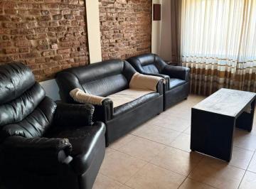 Casa de 5 ambientes, Flores · Casa en Terreno Propio - Reciclada - Tres Cuadras Av Eva Perón y Carabobo - Patios y Balcón