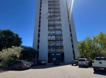 Departamento de 5 ambientes, Neuquén · Alquila Departamento 3 Dorm.