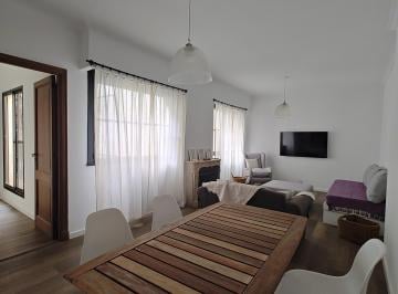 Living comedor muy luminoso y amplio · Departamento 2 Ambientes en Palermo con Balcón