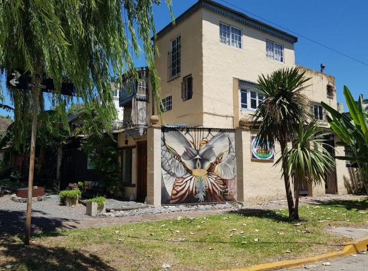Casa · 160m² · 10 Ambientes