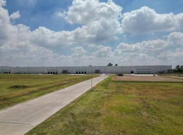 Depósito · 13500m² · 1 Ambiente · Alquiler - Depósito - Pque Ind Reconquista, Moreno - Superficies de 1.200 m² a 18.000 m²