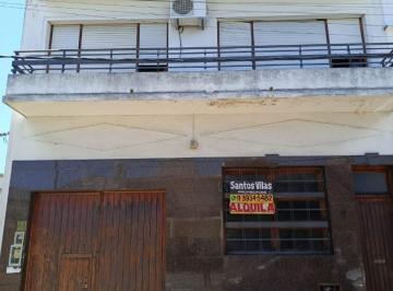 Bodega-Galpón · 235m² · Galpon en Alquiler Patagones 57 Villa Dominico