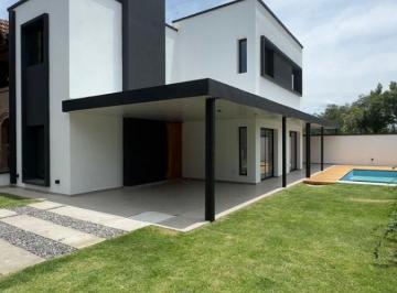 Casa de 5 ambientes, Córdoba · Casa en Venta B° La Carolina a Estrenar