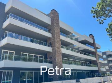 Departamento · 80m² · 3 Ambientes · 1 Cochera · Departamento en Venta en Pinamar Norte. Renata Norte