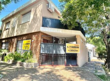 Casa de 4 ambientes, San Isidro · Martínez: Dúplex en 2 Plantas. 3 Dorm, Patio, Entreda de Auto y Terraza Propia. Orientacion Norte