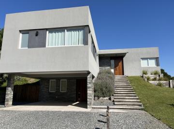 Casa · 225m² · 6 Ambientes · 2 Cocheras · Casa en Venta Cinco Dorm. y Pileta en Senderos II, Costa Esmeralda