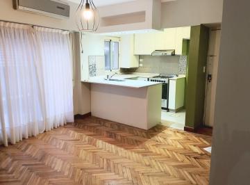 Departamento de 3 ambientes, Palermo · 3 Ambientes en Palermo, Lateral con Patio Cubierto y Descubierto
