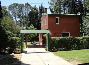 Casa de 5 ambientes, Oliveros · Casa Quinta Oliveros
