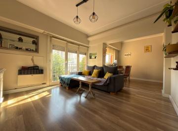 Living · En Venta Gran Departamento de 3 Ambientes C/ Dependencia en Zona Shopping Los Gallegos