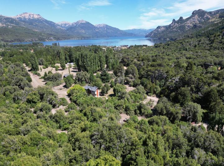 Terreno · 1073m²