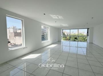 Foto · Oficina Piso Completo en Alquiler en Office Plaza Frente a Plaza Colón Centro Córdoba con Vista Verd