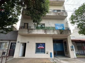 Departamento · 42m² · 2 Ambientes · 1 Cochera · Departamento - Villa Lynch