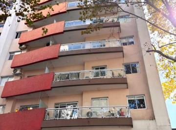 Departamento de 2 ambientes, La Plata · Departamento con Cochera en Venta La Plata