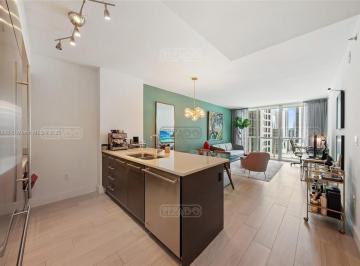 Departamento · 68m² · 2 Ambientes · 1 Cochera · Departamento en Venta en Miami, Florida, Estados Unidos