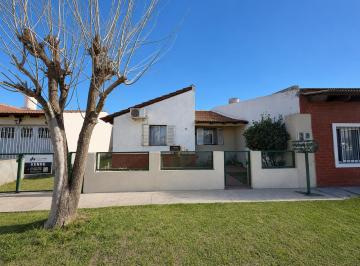 Casa de 4 ambientes, Capitán Sarmiento · Casa de 4 Dorm. en Venta Capitan Sarmiento